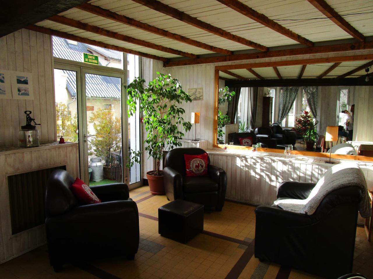 Les 4 Montagnes Hotel Villard-de-Lans Exterior photo